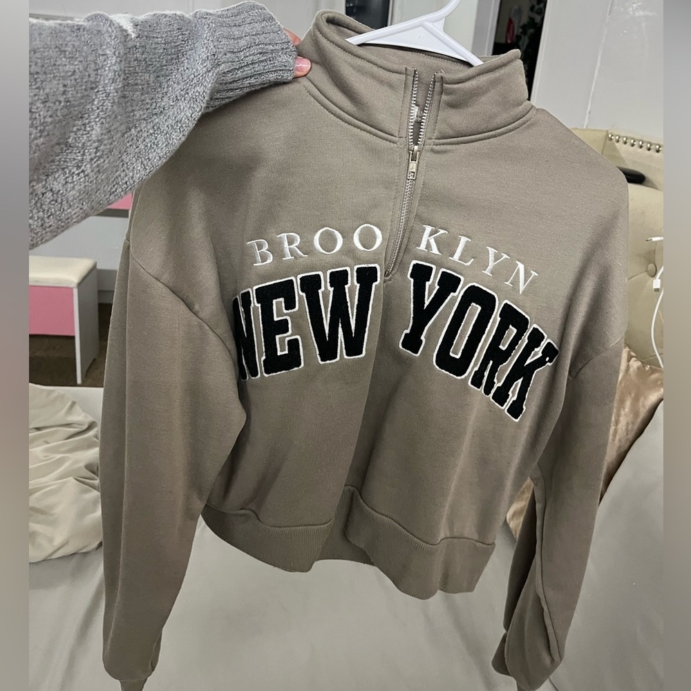 Brooklyn Zip Up Crewneck